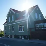 Дом отдыха With Billard Table And Location Грена