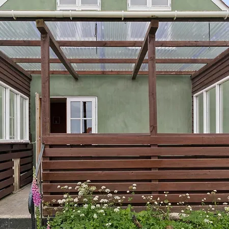 Tatil Evi With Billard Table And Location Grenå