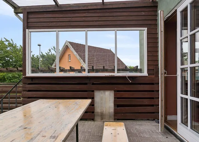 Feriehus With Billard Table And Location